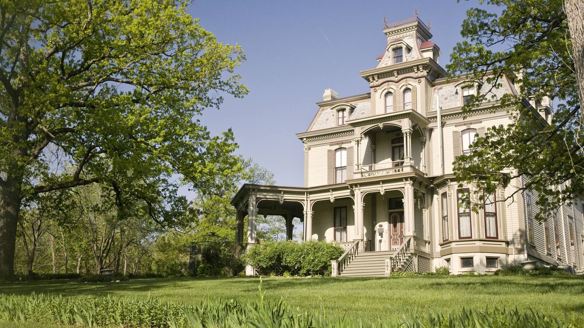 Hannibal Bed & Breakfast | Garth Woodside Mansion B&B
