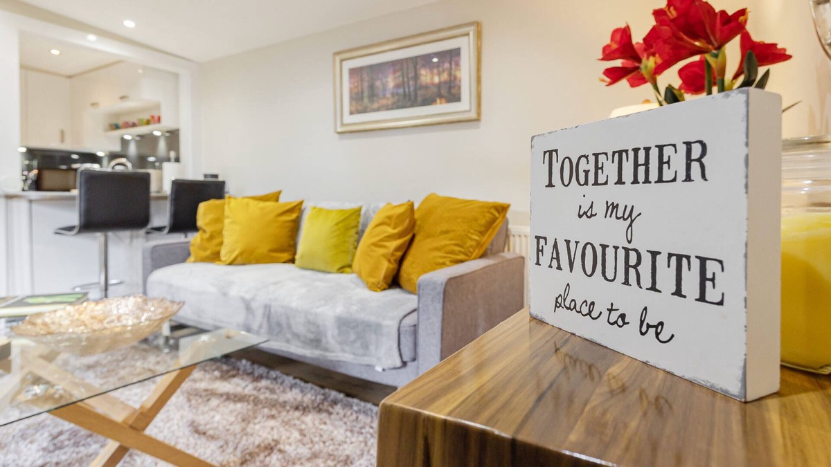 Falkirk Apartment | Garthill Studio Apartment