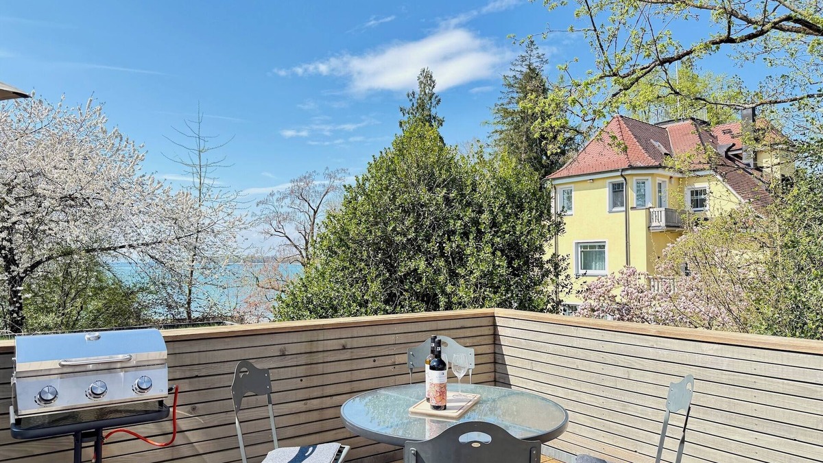 Nonnenhorn Apartment | Gärtnerhäusle vacation apartment - charming vacation apartment close to the lake