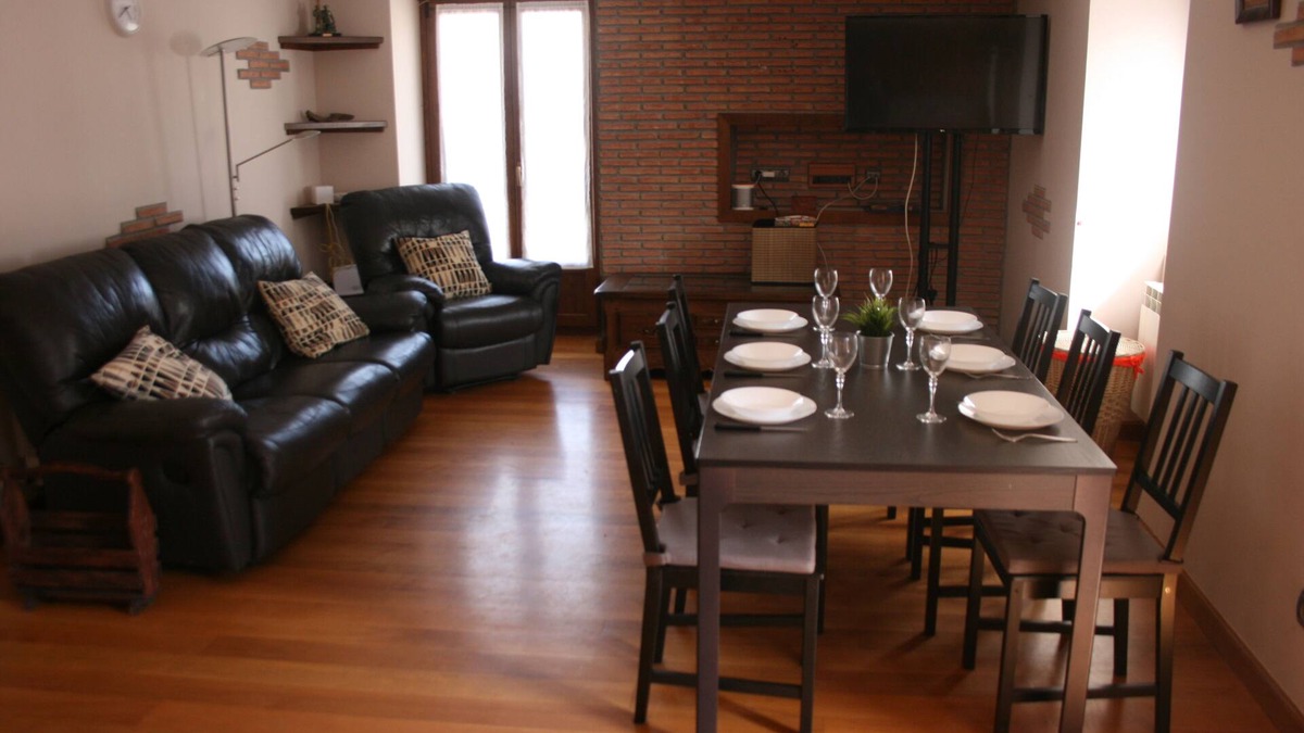 Ezkurra Apartment | Gartzinea, beautiful and spacious rural house in Ezkurra, north of Navarra