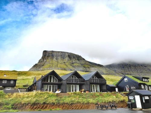 Gasadalur Apartment | Gásadalur Apartments @ World famous waterfall