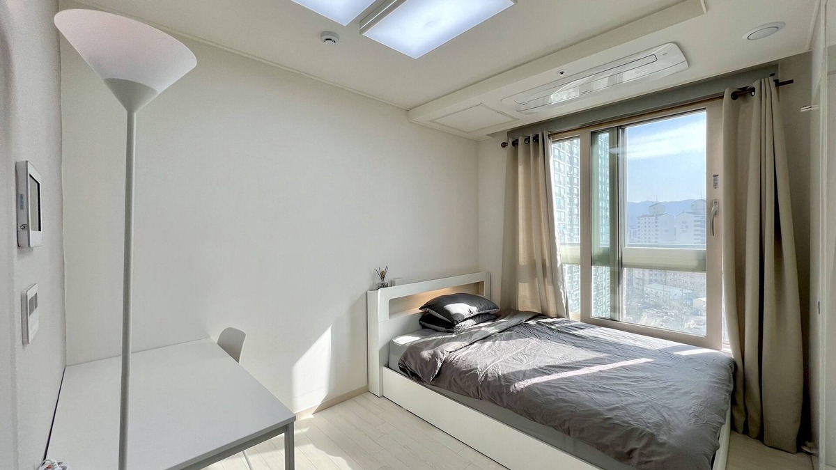 Gasan-dong Apartment | Gasan Digital Bright & Modern Private Studio #Cityview #Sunset