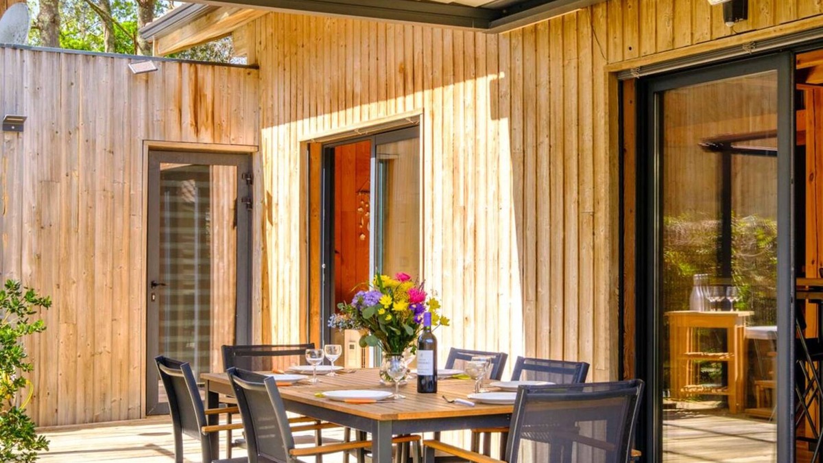 Gastes Ski Chalet | Gastes, Charmant chalet en bois avec Jacuzzi 6 pers