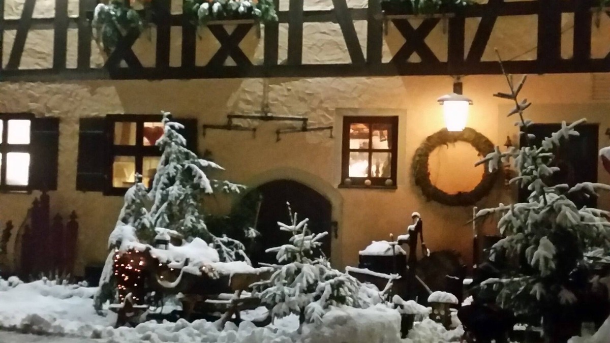 Dinkelsbuehl House | Gasthaus Dollinger