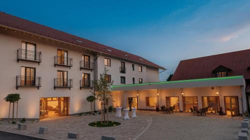 Eching Hotel | Gasthaus Forster am See - Eching bei Landshut