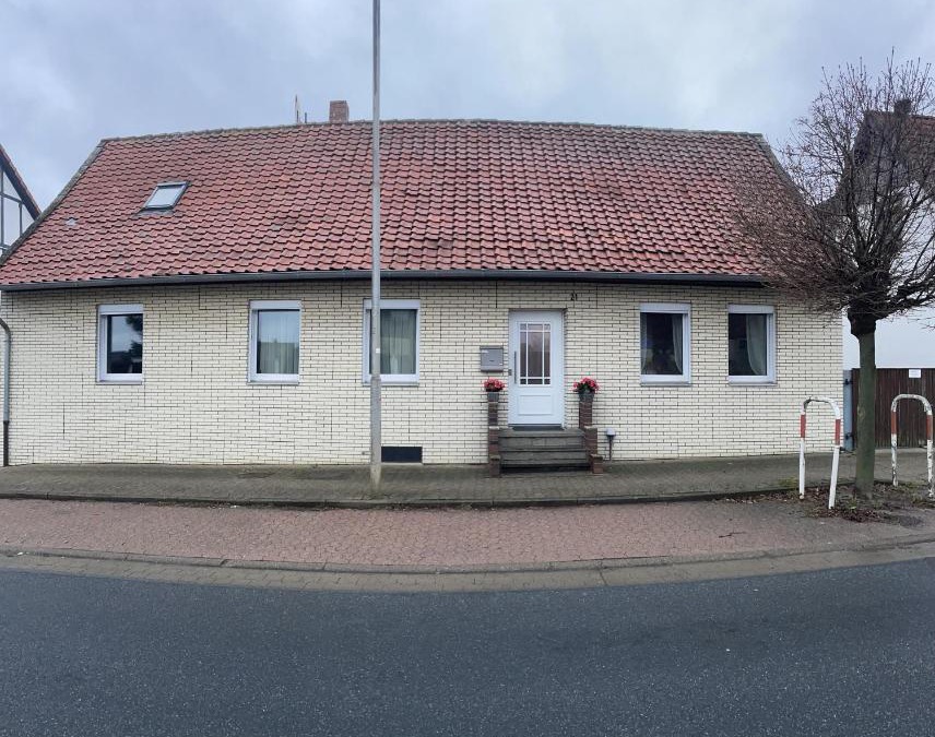 Konigslutter am Elm House | Gasthaus Katrin