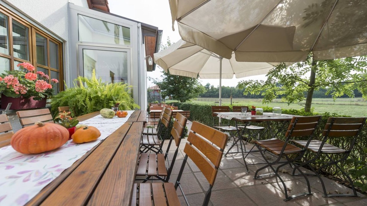 Oberdachstetten Hotel | Gasthaus Pension Hofmann