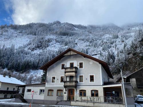 Huben Apartment | Gasthaus Post