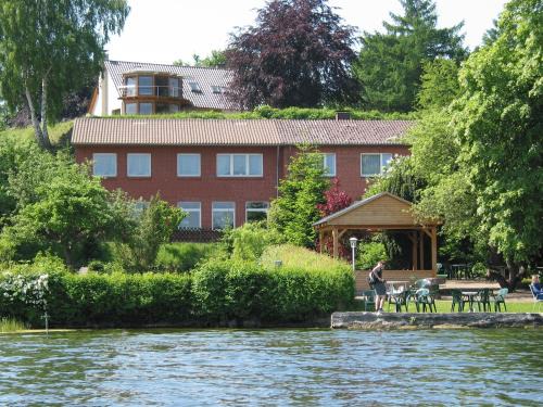 Seedorf House | Gasthof am See