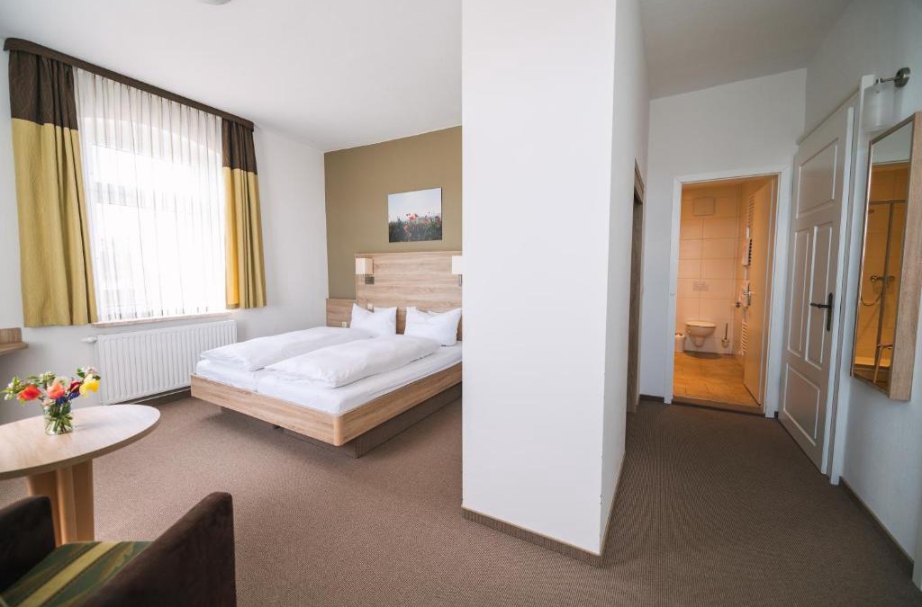 Wildetaube Hotel | Gasthof Drei Schwanen
