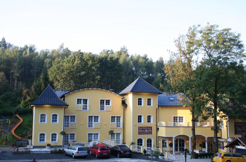 Elmberg Hotel | Gasthof & Hotel Wolfsegger