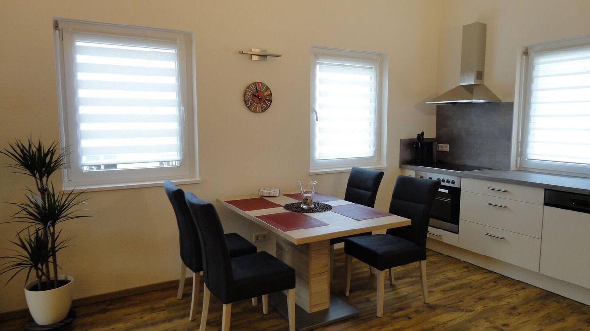 Hoßkirch Apartment | Gasthof Reiterstuben Apartment "Ernst" 55 m2 in a quiet rural location