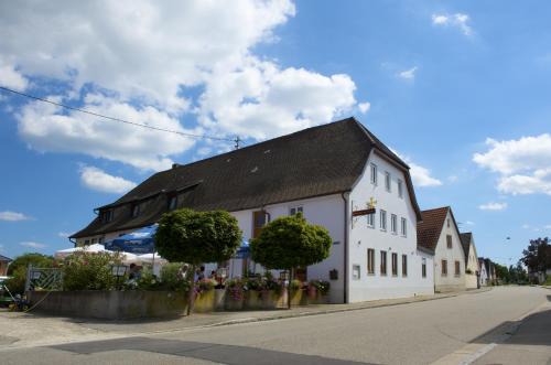 Grißheim Hotel | Gasthof zum Kreuz