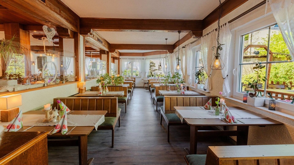 Heimbuchenthal Hotel | Gasthof Zur Linde