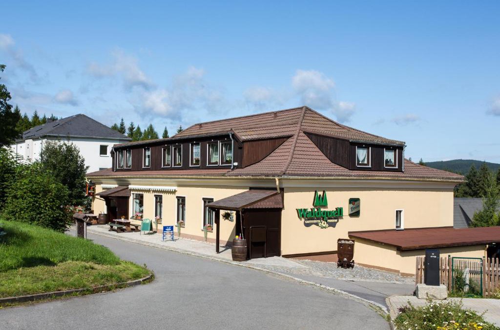Antonshohe House | Gaststätte & Pension Waldquell