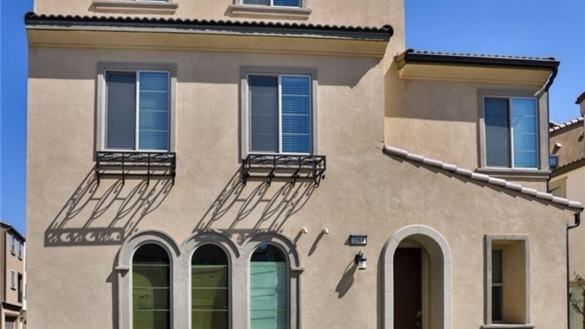 Upland House | Gate community, quiet environment, easy to access transportation