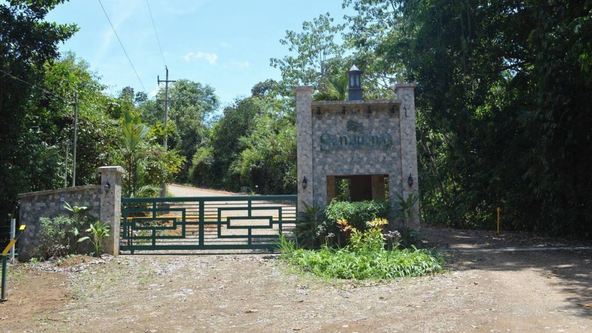 Ciudad Cortes Condo | Gated Community, Beautiful 1 Bedroom 1 Bath Condo walk out to ground level