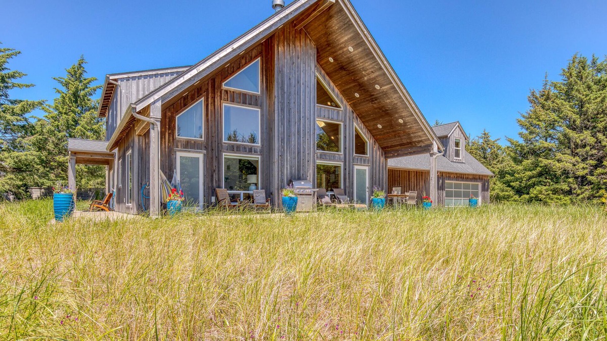Long Beach House | Gated Community. Ocean View. Hot Tub. Peerless game room. WiFi 600/35