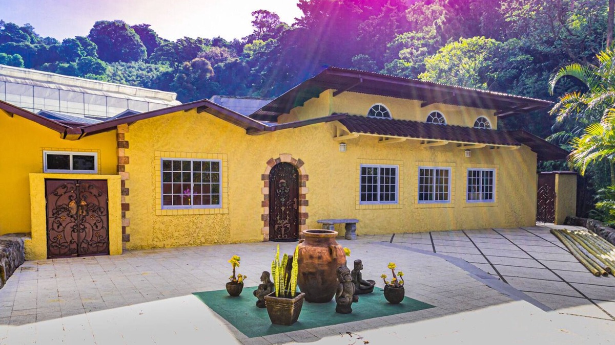 Los Naranjos Cottage | Gatehouse at The Springs - Chic Tropical Hideaway