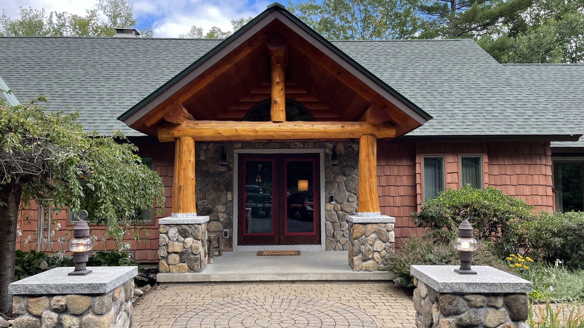 Hebron House | Gather your people in the lakes region of New Hampshire - EV charger, hot tub
