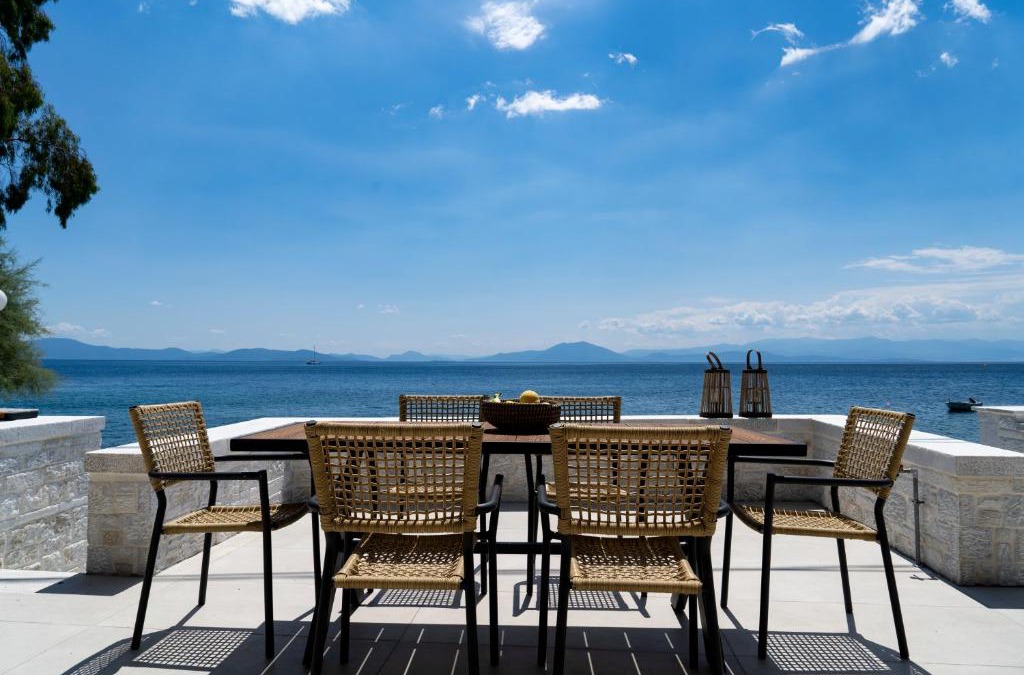 Kato Gatzea House | Gatzeas Blue