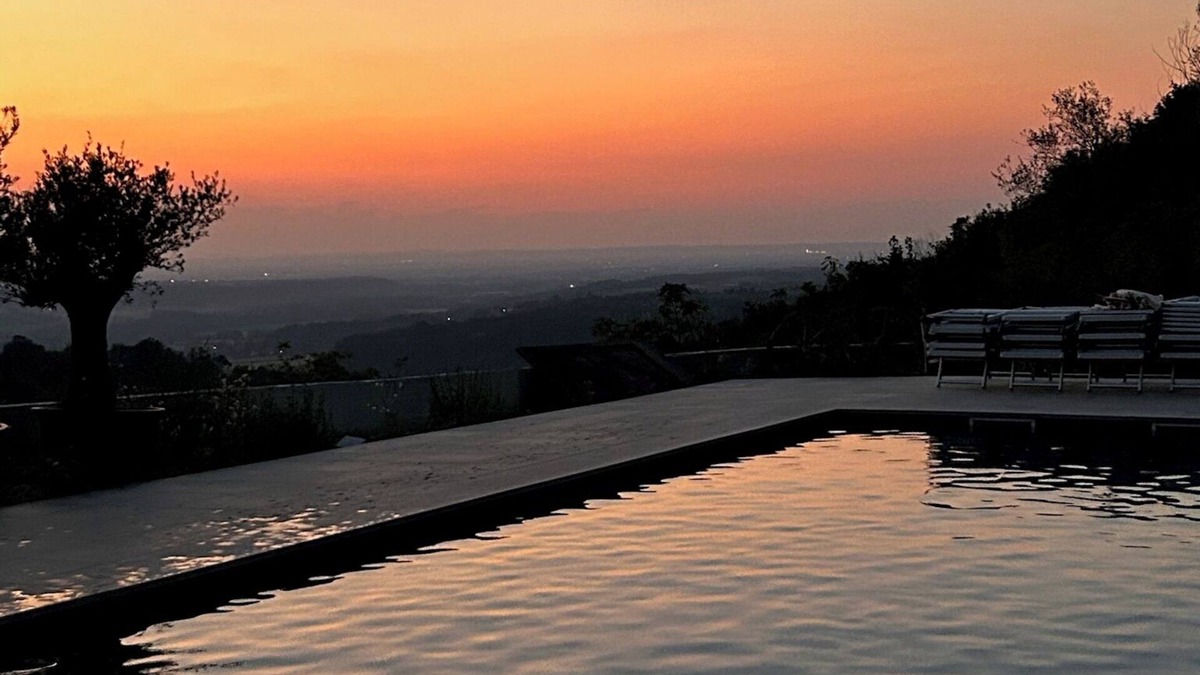 Gavi Villa | Gavi - Renovated, beautiful former winery with great views!