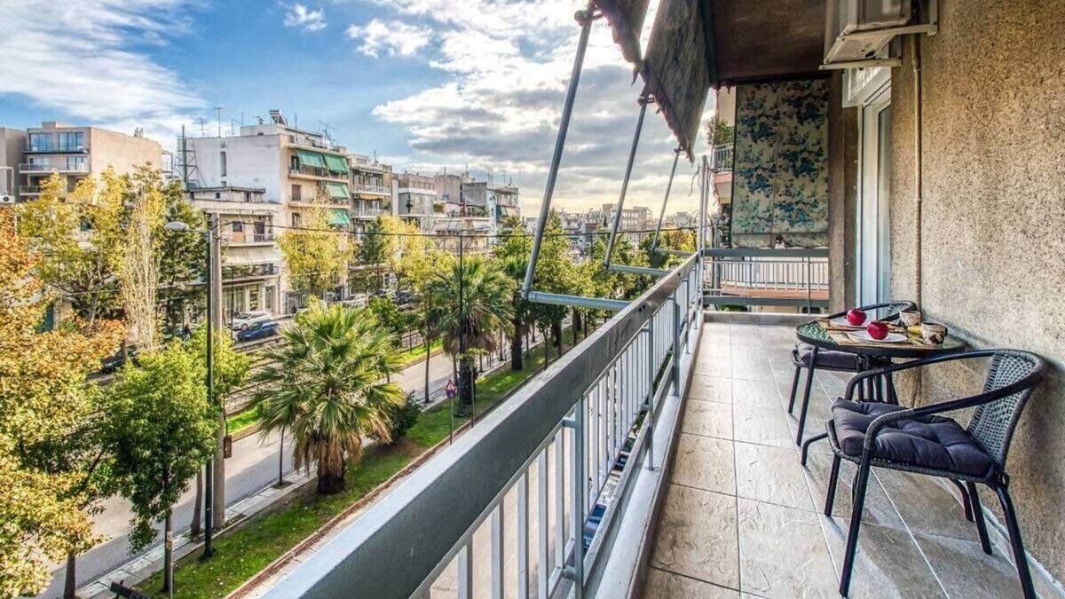 Athens City Centre Apartment | Gazi apartment with Acropolis views