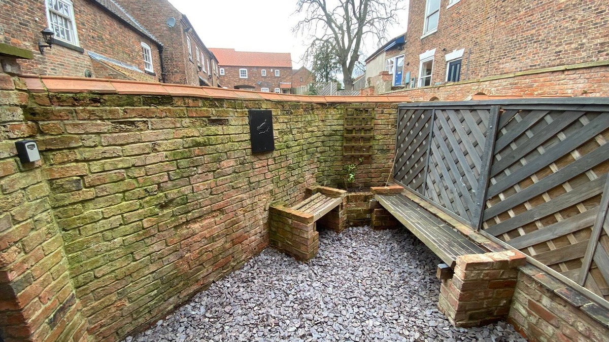 Barrow upon Humber Cottage | Characterful 3 Bed cottage in Barrow upon Humber