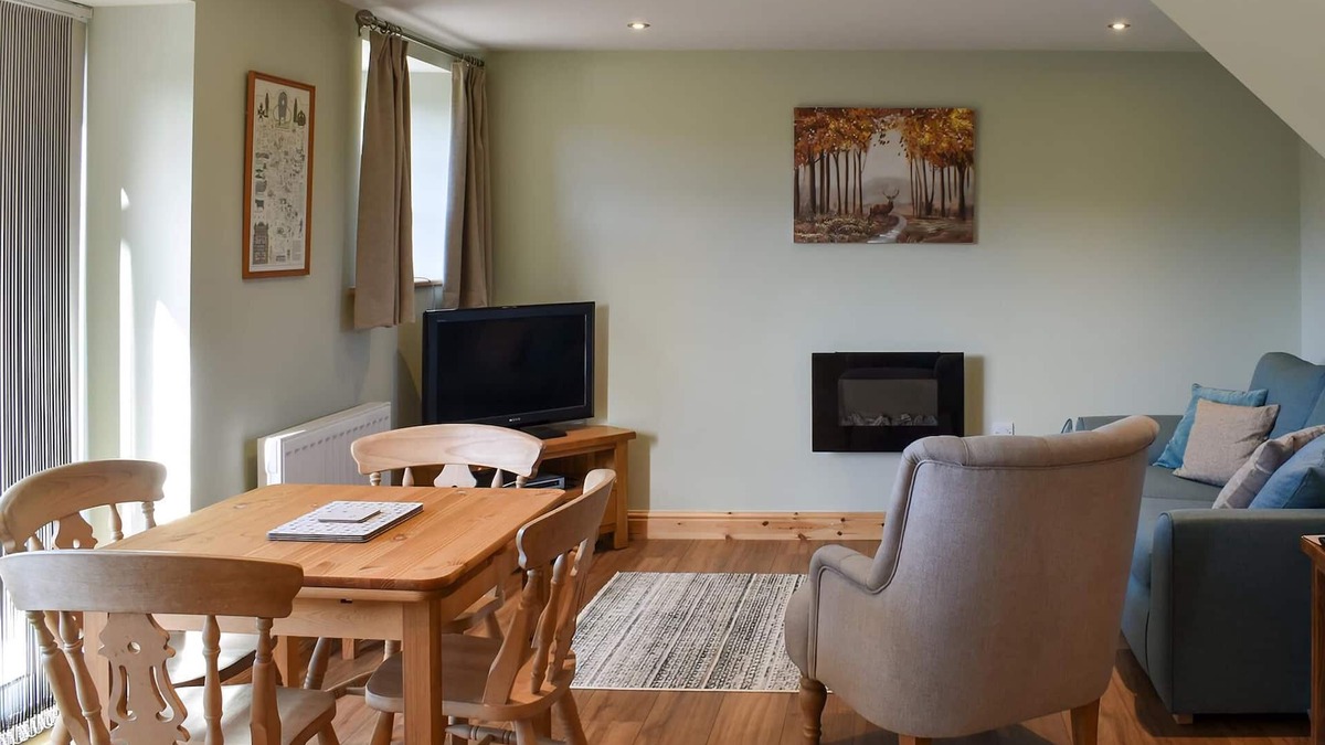 Holymoorside Cottage | 2 bedroom accommodation in Holymoorside near Chesterfield