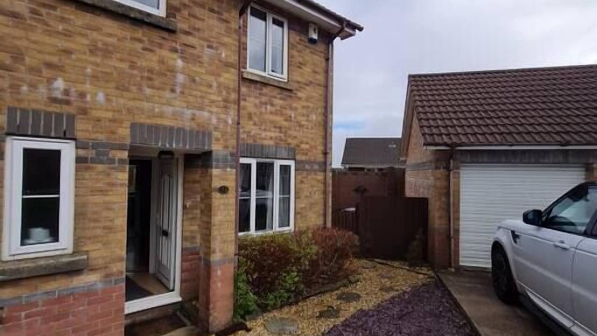 Merthyr Tydfil House | 3 Bed house with Garage Nr BPW & Brecon Beacons