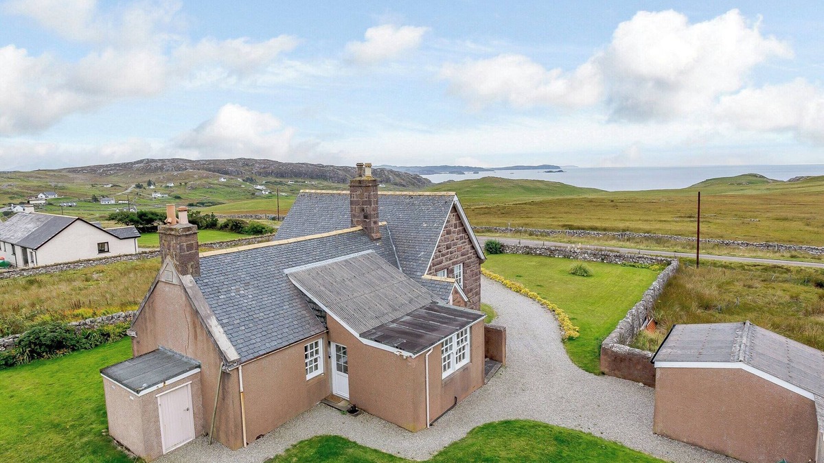 Oldshoremore Cottage | The Old School House