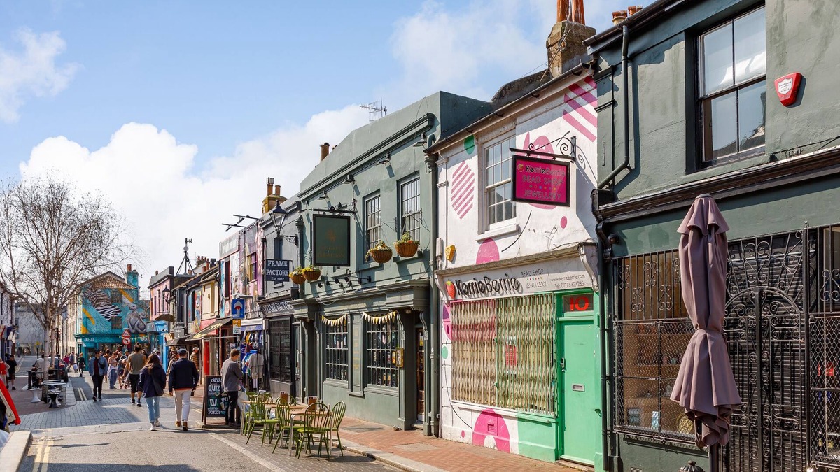 Brighton City Centre Apartment | Trendy Central 1 Bed Flat with Roof Terrace
