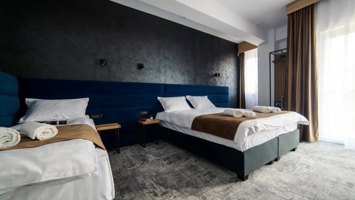 Timisoara Hotel | GBU Home - Azure Room Executive