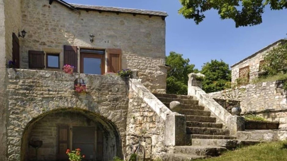 La Malene House | Gca147 - Gîtes de France 2 Épis 4 Pers à Mazel Bouissy