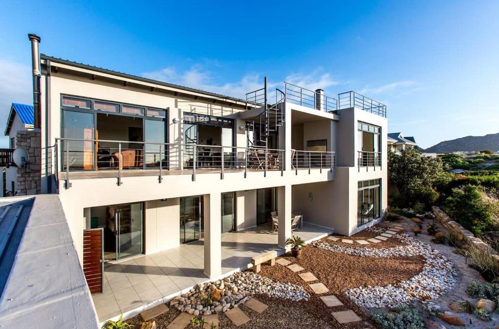 Pringle Bay Villa | Gecko House