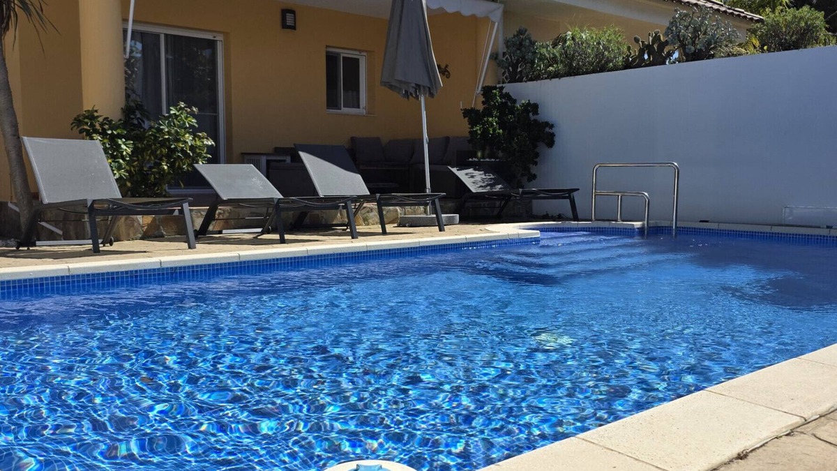 Riumar Ski Chalet | "Gecko"@MARISOL: 250m to the beach, private pool, A/C, WiFi, dog beach