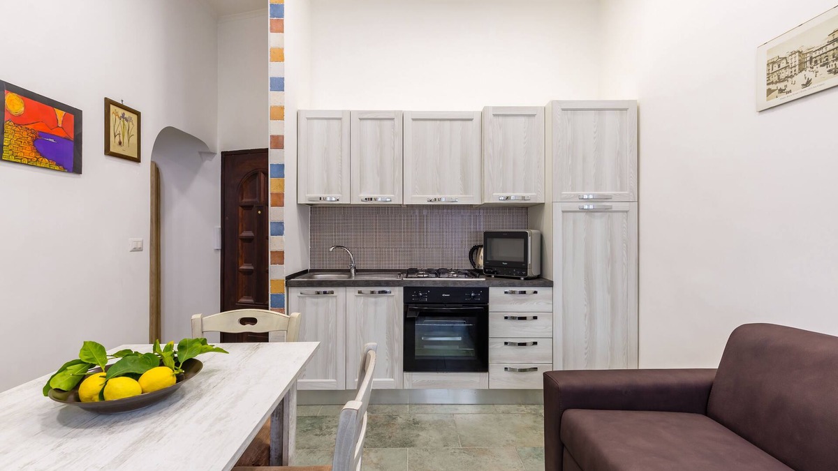 Quartieri Spagnoli Apartment | Gelso Complex Studios and Flat by Napoliapartments