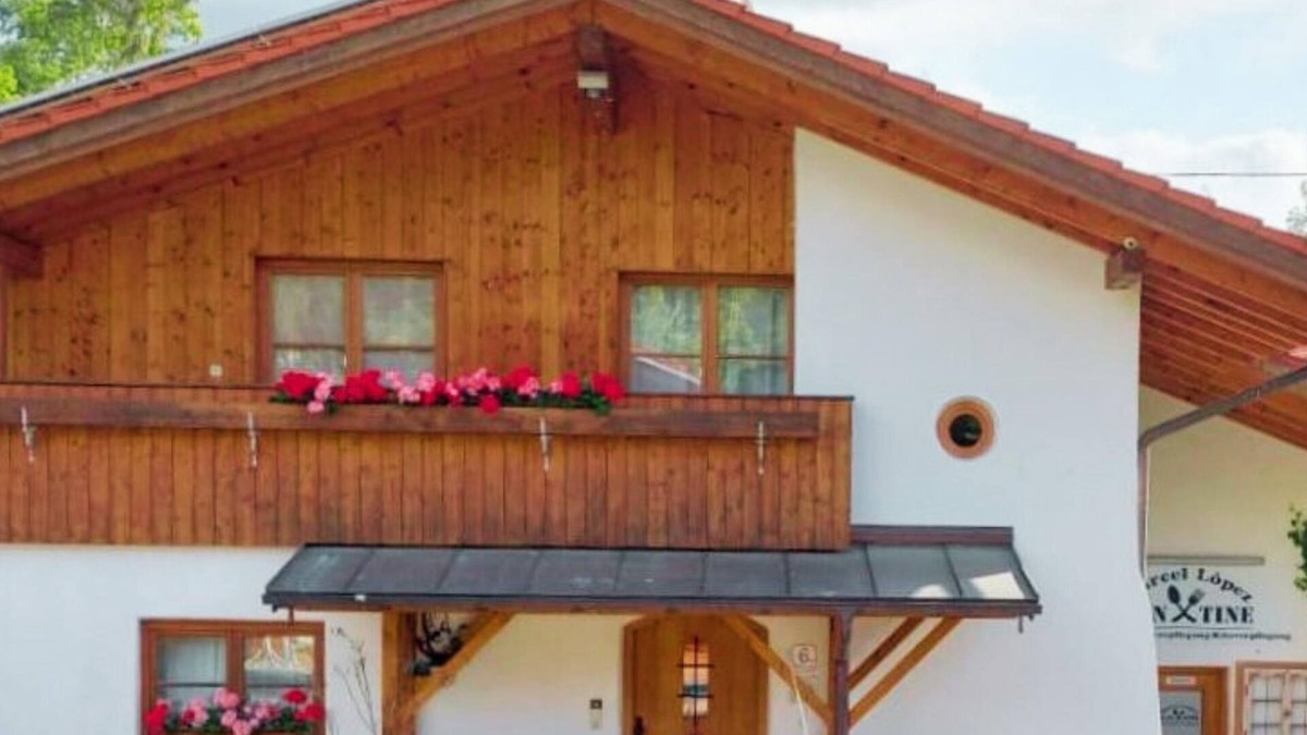 Bad Heilbrunn House | Gemütl. Ferienhaus, Holzofen, Große Terrasse, Finnische Sauna/haustierfreundlich