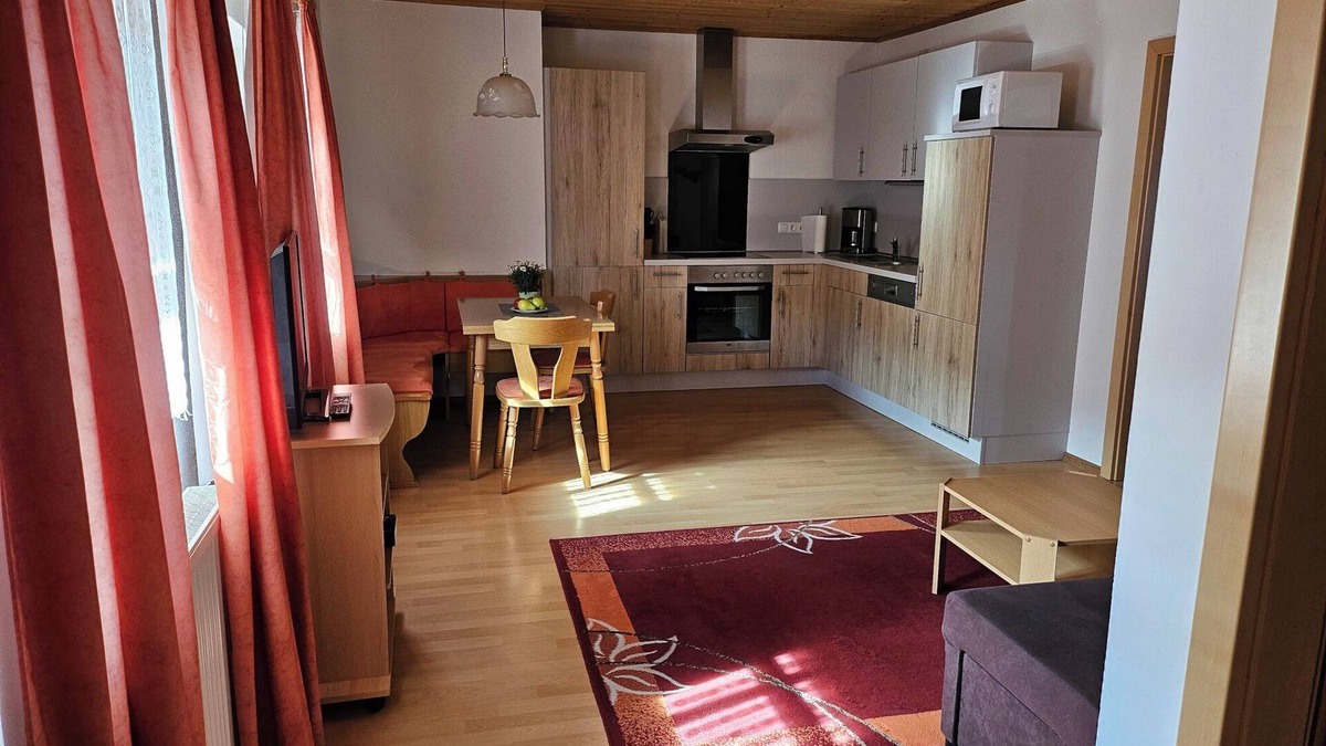 Ringelai Apartment | Gemütliche 3-Sterne-Ferienwohnung mit Terrasse, Sauna und Streichelzoo