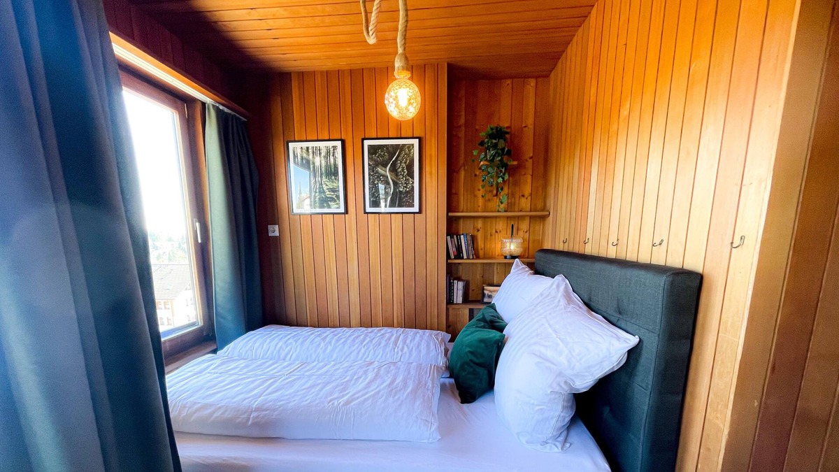 Hoechenschwand Apartment | Gemütliche Ferienwohnung mit Pool & Sauna
