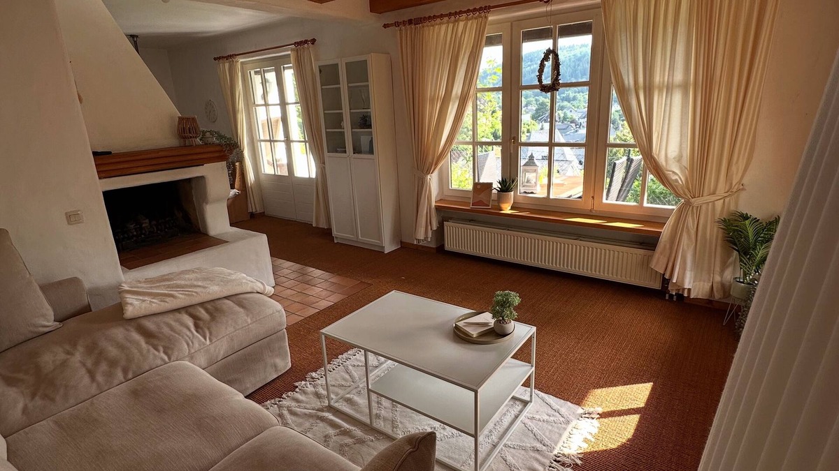 Silbach Apartment | Gemütliche Ferienwohnung Urlaubsschmiede Winterberg