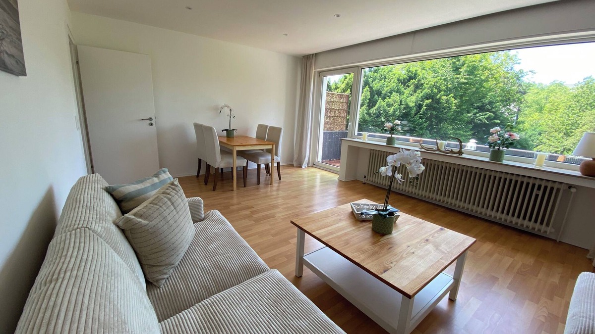 Unna Apartment | Gemütliche Ferienwohnung mit Blick ins Grüne im Herzen von Unna
