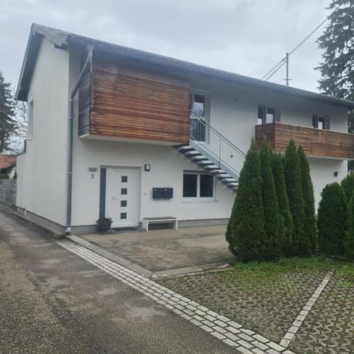 Sankt Georgen im Attergau House | Gemütliche Wohnung in St Georgen nähe Attersee