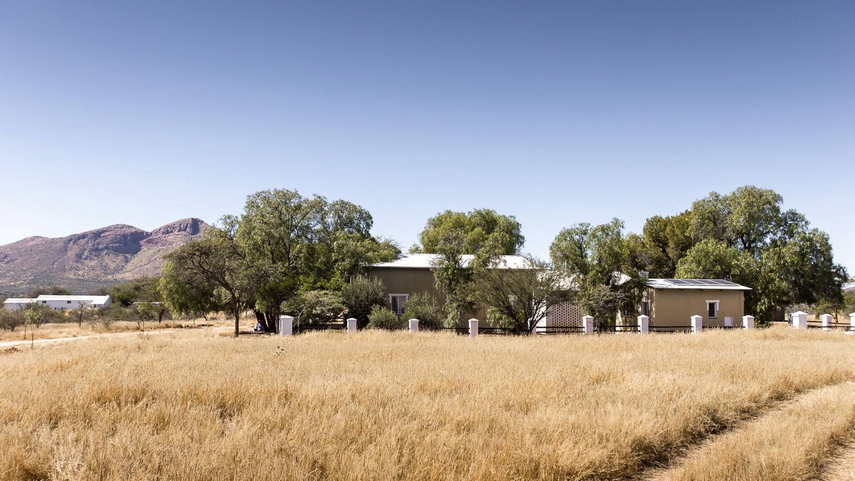 Windhoek Rural Cottage | Gemütliches Authentisches Farmhaus in Namibia. 90km Sdl/wstl Windhoeks Gelegen