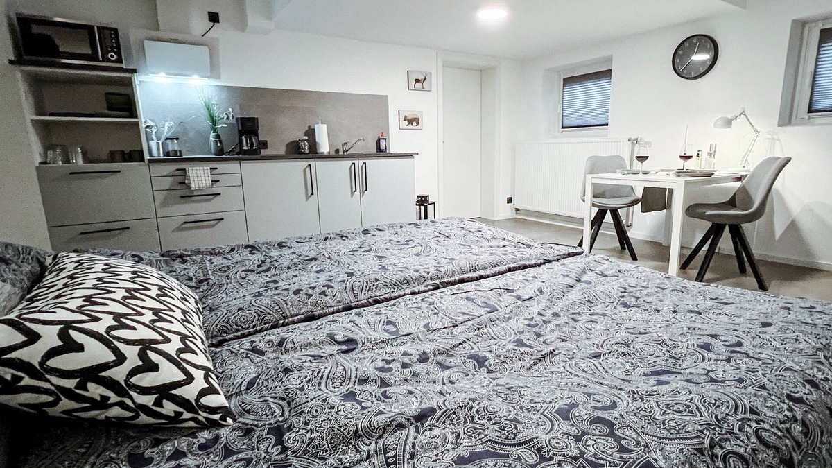 Dielmissen Apartment | Gemütliches Studio-apartment Paula in Ruhiger Ortsrandlage