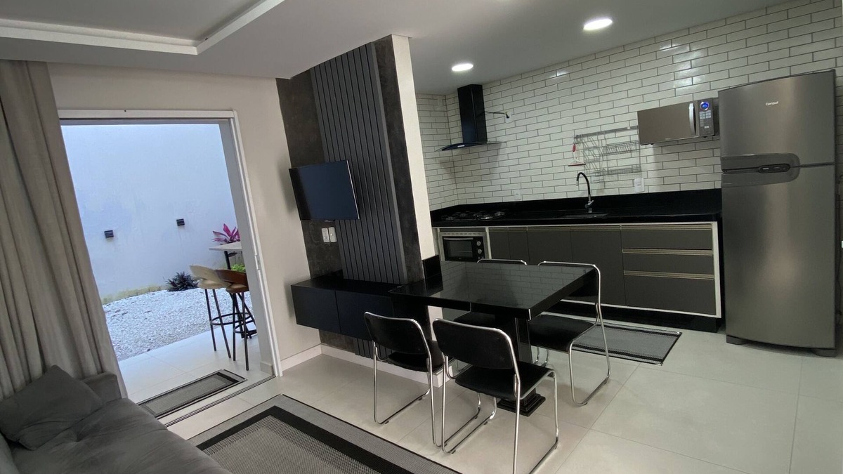 Agua Verde Apartment | Geminado Moderno e Minimalista Proximo Oktoberfest