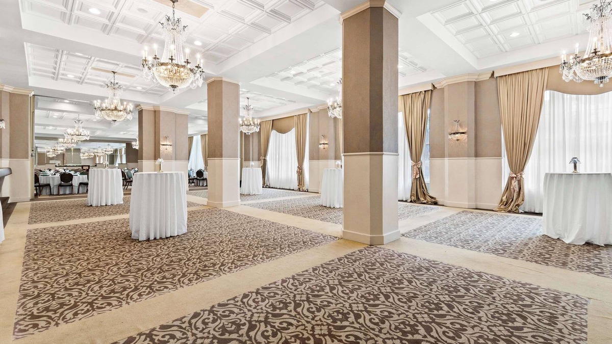 Williamsport Hotel | Genetti Hotel, SureStay Collection by Best Western