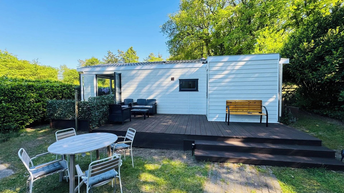 Zeegse Ski Chalet | Geniet van Simpele Luxe in de Nabijheid van een Nationaal Park in Zeegse
