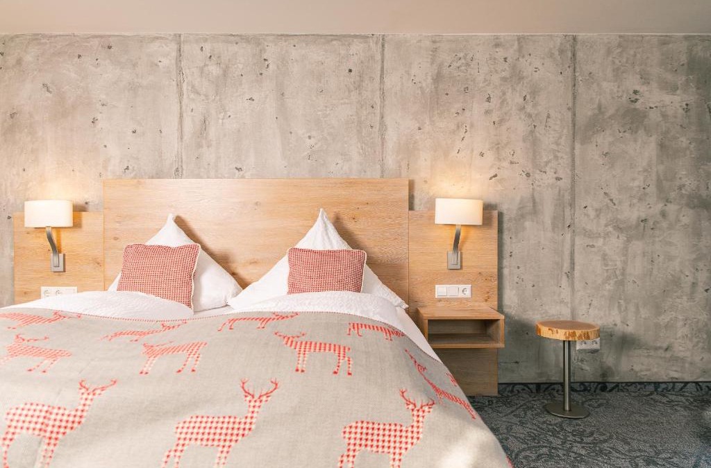 Sallneck Hotel | Genusshotel Hirschen - Erholung im Grünen (Südschwarzwald)