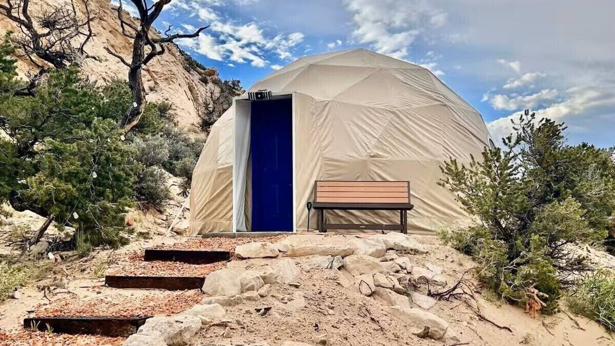Teasdale House | Geodesic Dome with a View
